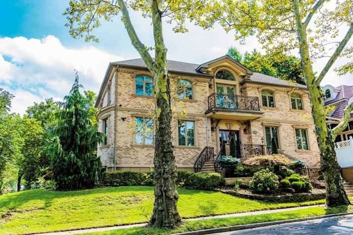 ALURON ACS W - renowacyjne wpinki na rynki eksportowe